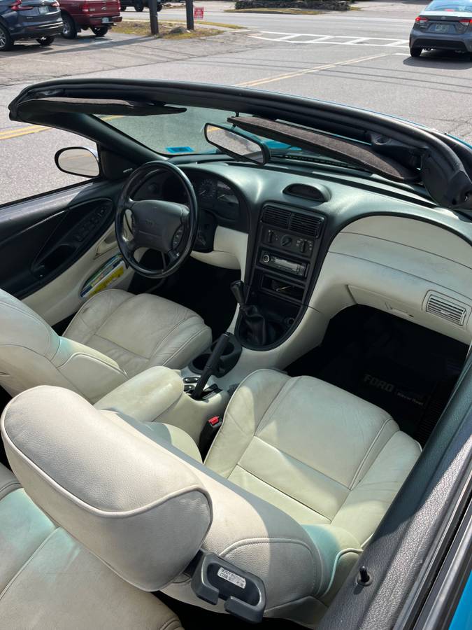 Ford-mustang-gt-convertible-1994-blue-2