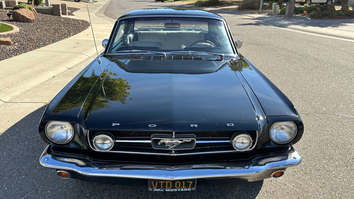Ford-mustang-gt-coupe-1965-black-10