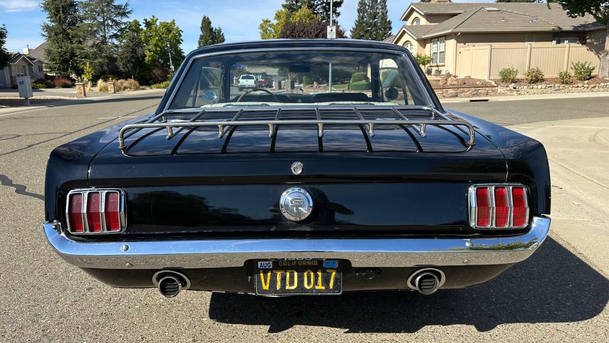 Ford-mustang-gt-coupe-1965-black-4