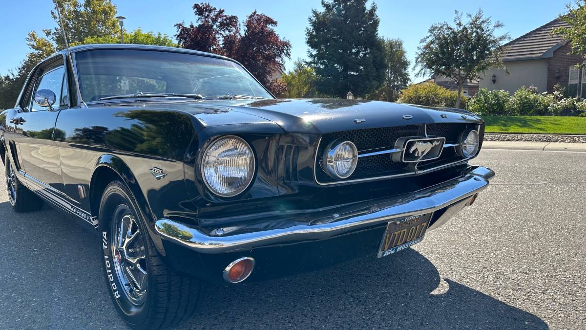 Ford-mustang-gt-coupe-1965-black-8