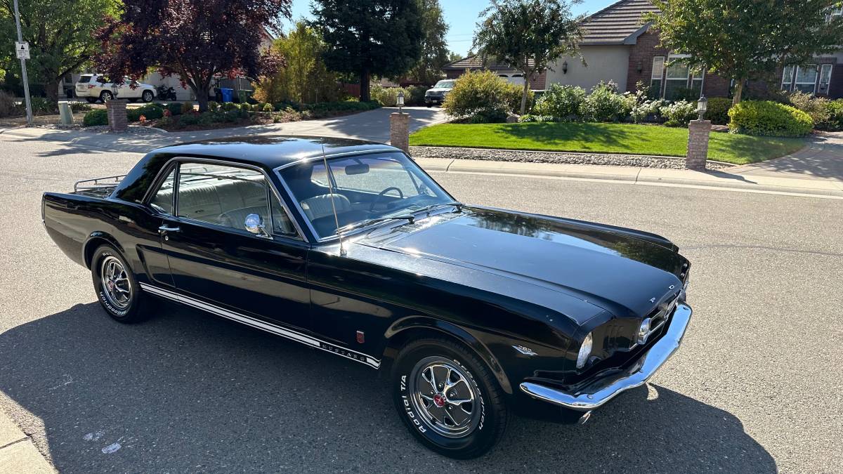 Ford-mustang-gt-coupe-1965-black-9