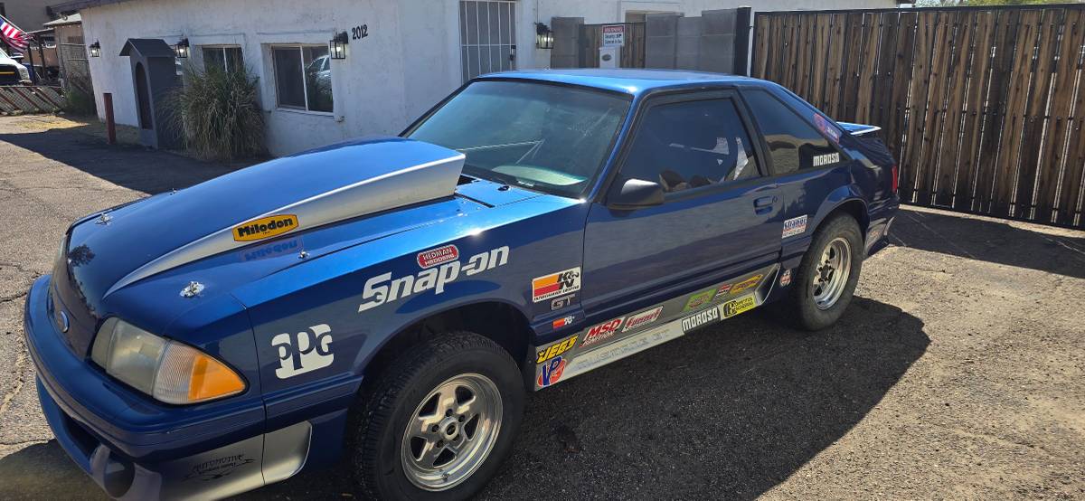 Ford-mustang-gt-coupe-1988