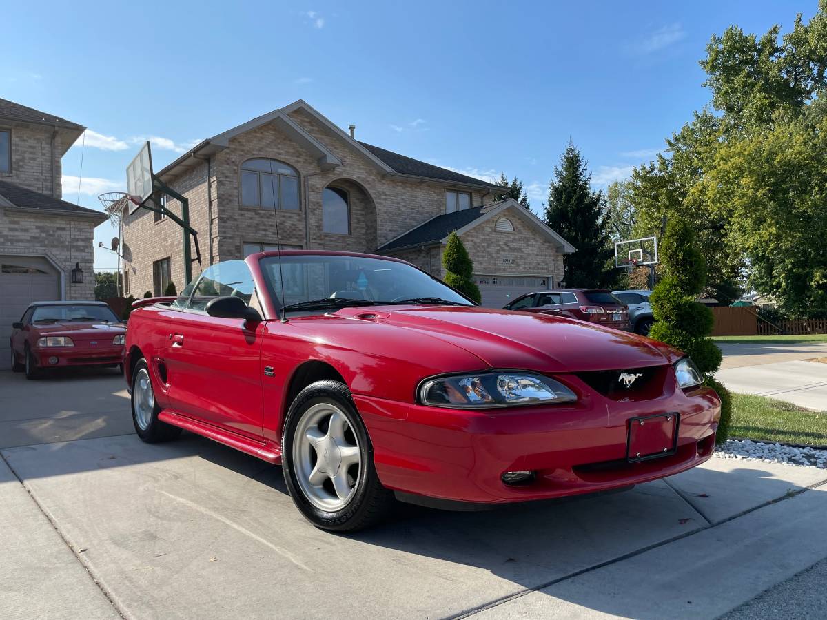 Ford-mustang-gt-premium-convertible-1994-red-11