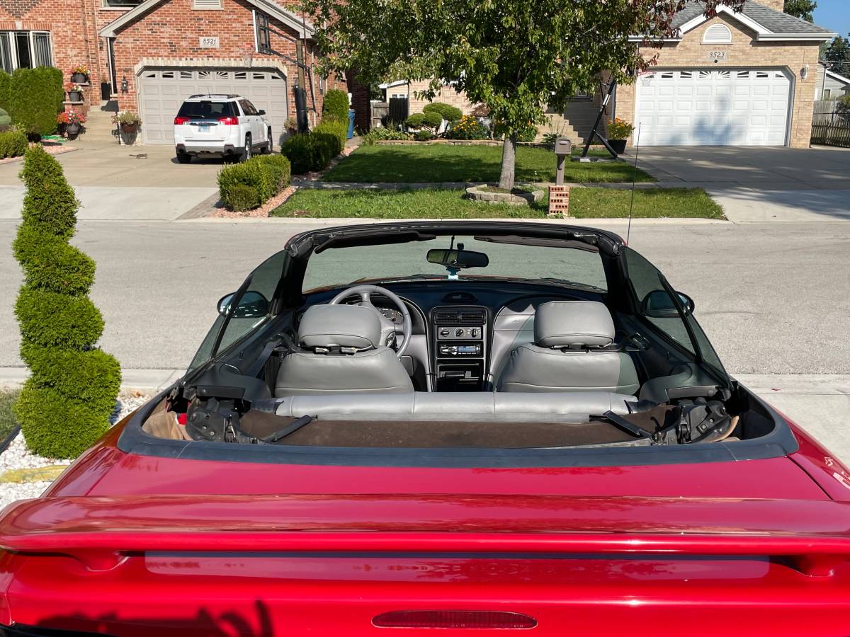 Ford-mustang-gt-premium-convertible-1994-red-15