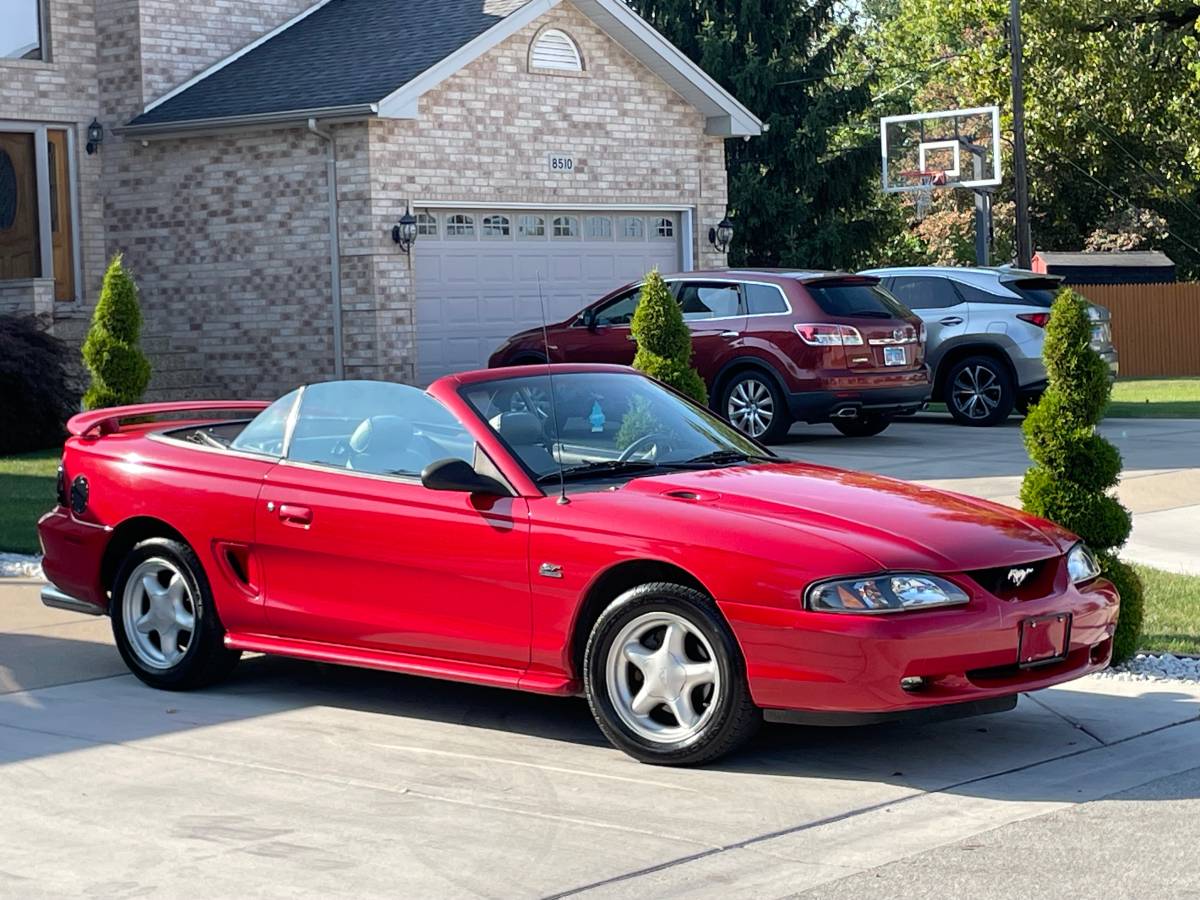 Ford-mustang-gt-premium-convertible-1994-red-3