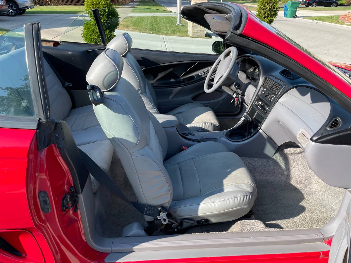 Ford-mustang-gt-premium-convertible-1994-red-5