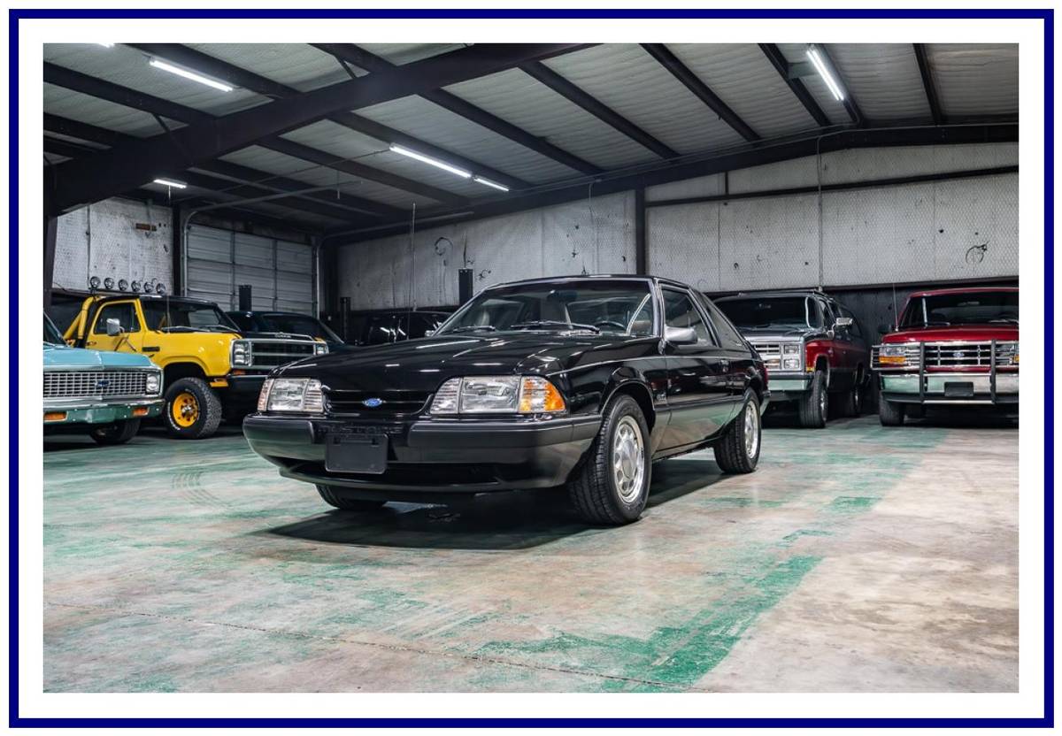 Ford-mustang-lx-1990-black-20