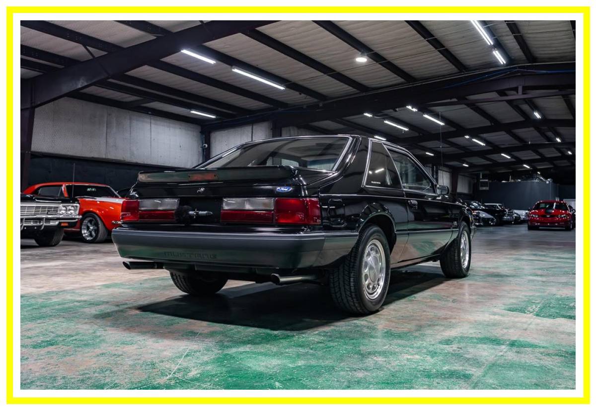 Ford-mustang-lx-1990-black-25