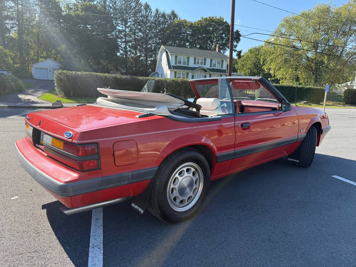 Ford-mustang-lx-convertible-5.0-1985-red-5