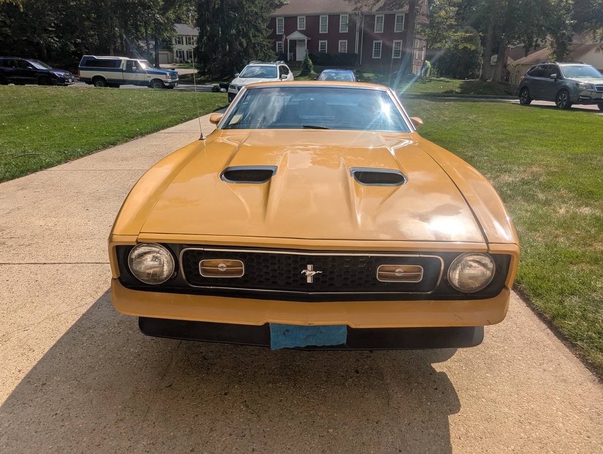 Ford-mustang-mach-1-1971-yellow-18