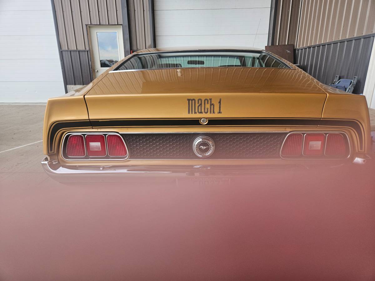 Ford-mustang-mach-1-1972-1