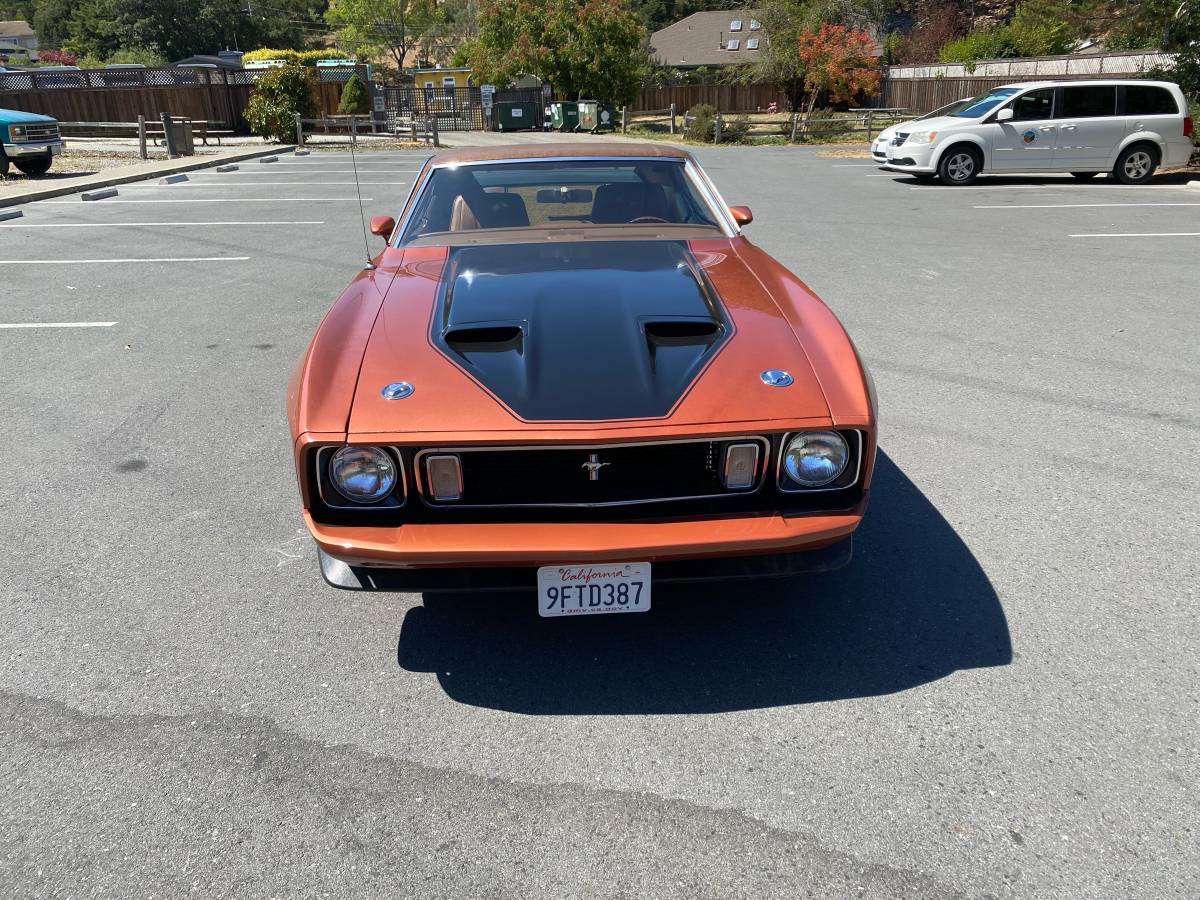 Ford-mustang-mach-1-1973-orange-1