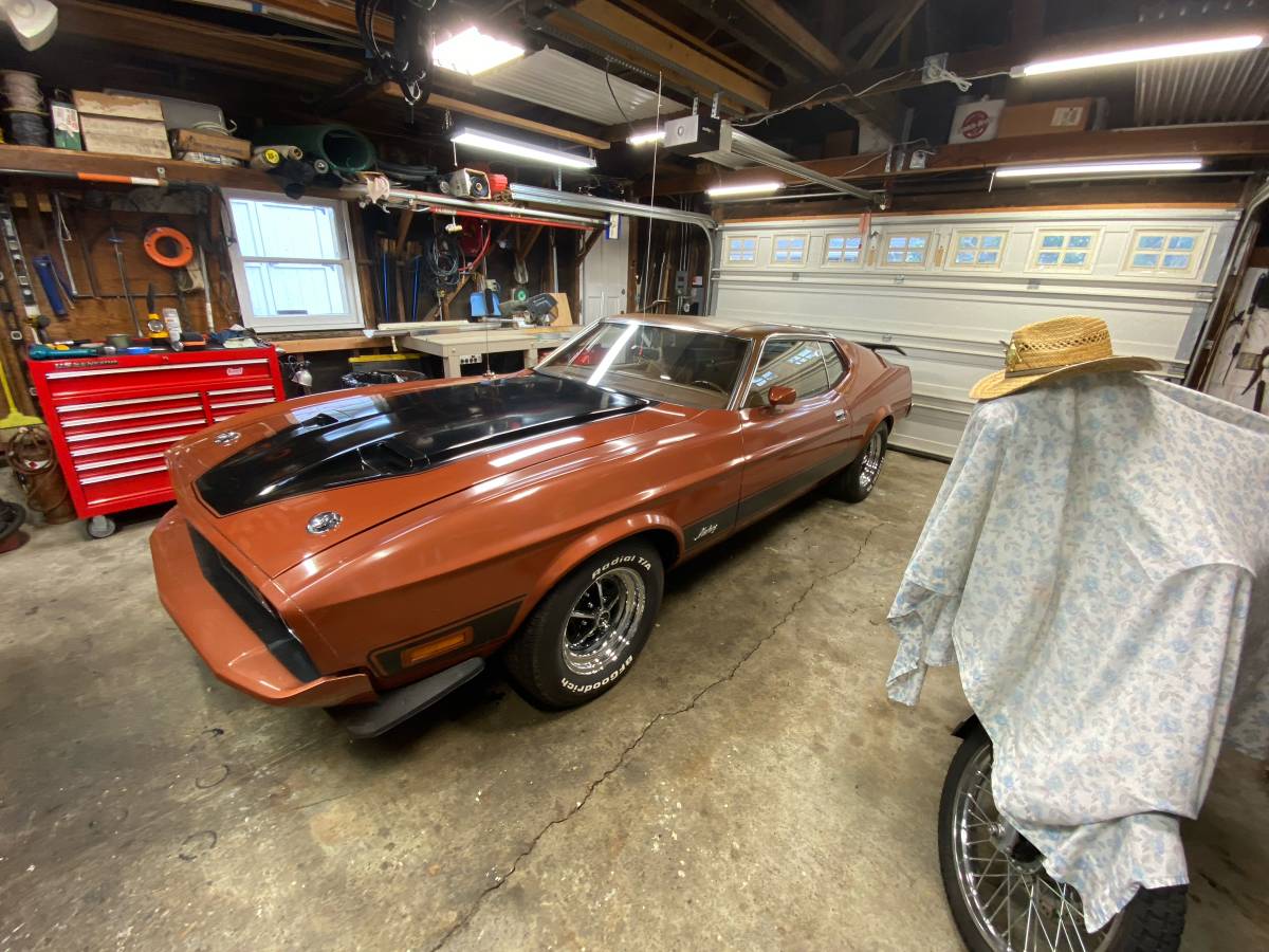 Ford-mustang-mach-1-1973-orange-12