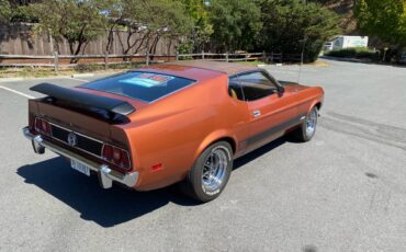 Ford-mustang-mach-1-1973-orange