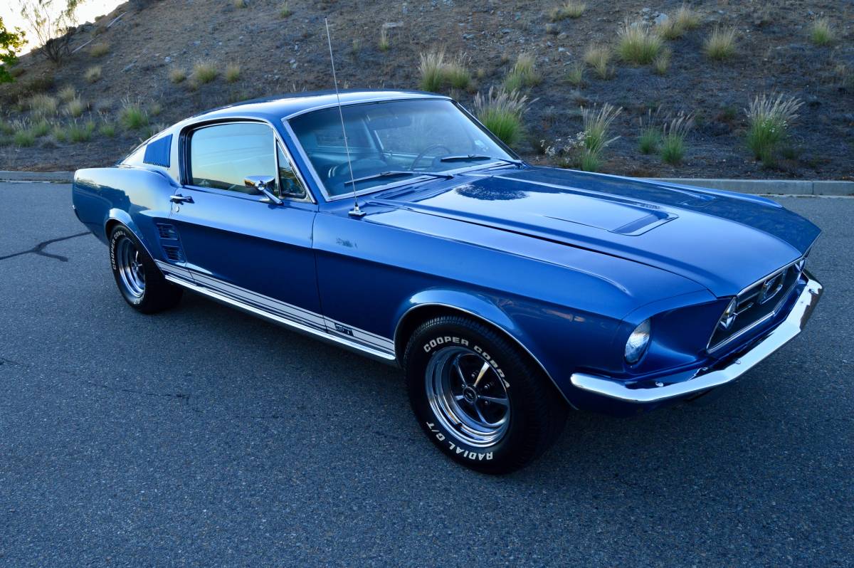 Ford-mustang-s-code-fastback-1967-3