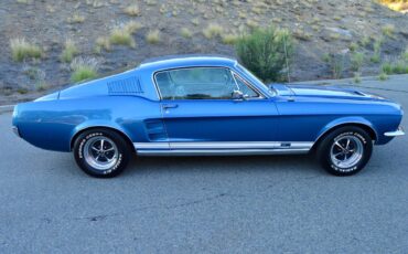 Ford-mustang-s-code-fastback-1967-4