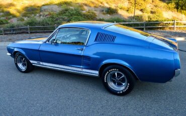 Ford-mustang-s-code-fastback-1967-8