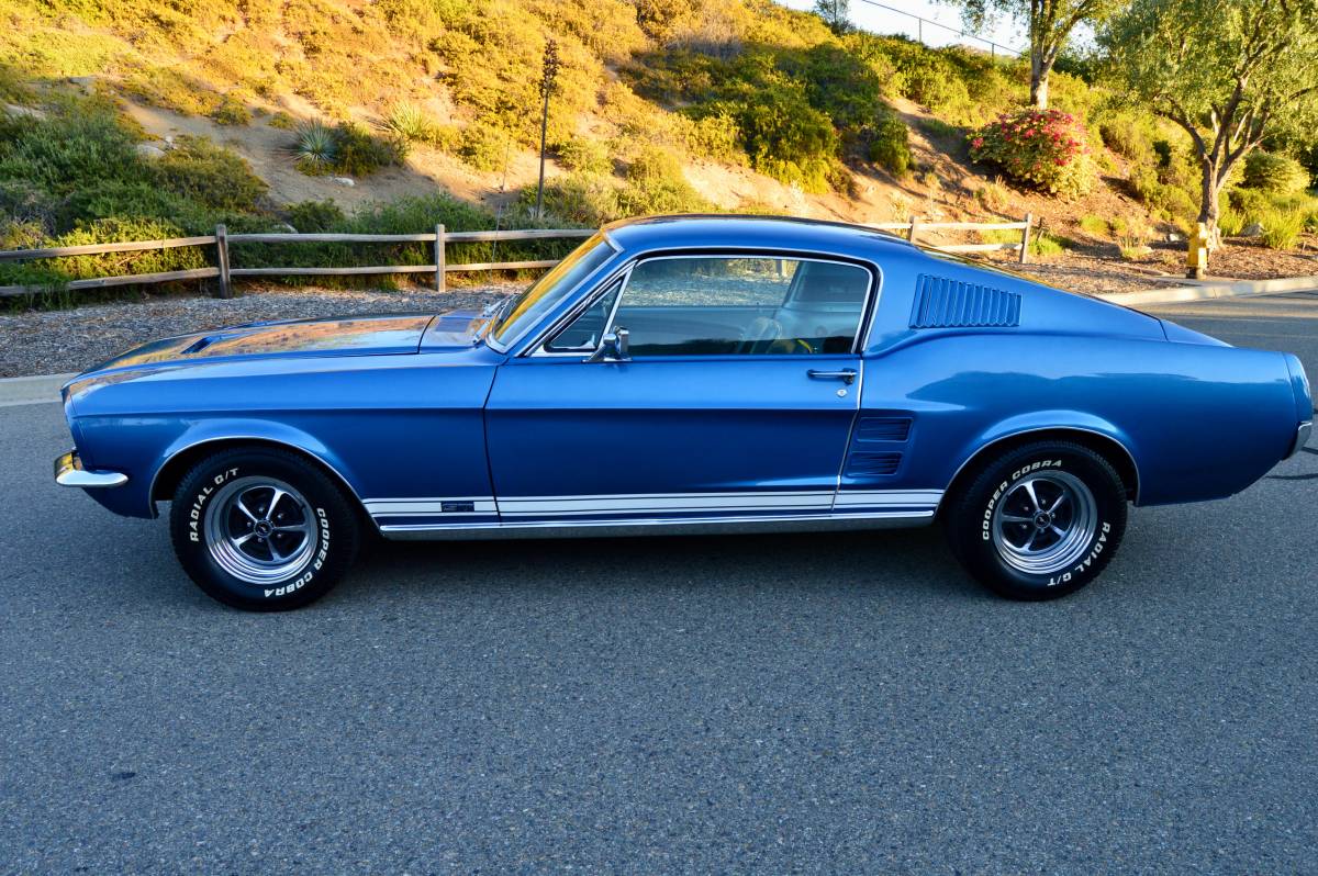 Ford-mustang-s-code-fastback-1967-9