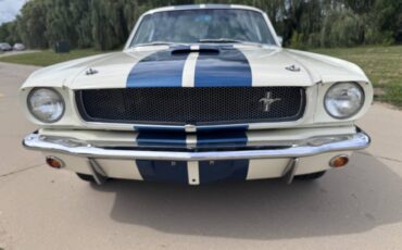 Ford-mustang-shelby-gt350-1966-white-110