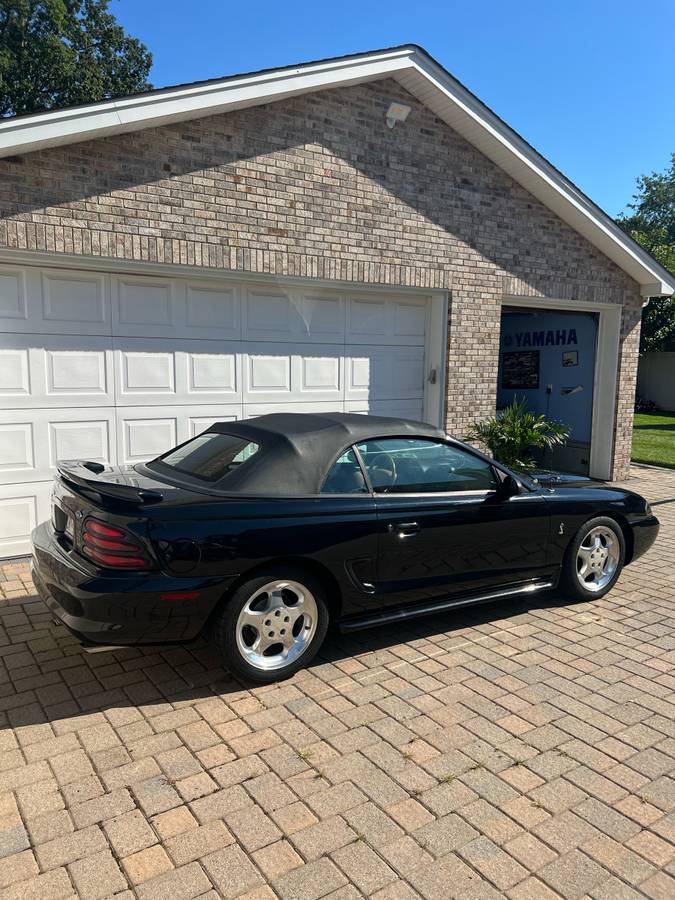 Ford-mustang-svt-cobra-1995-black-14
