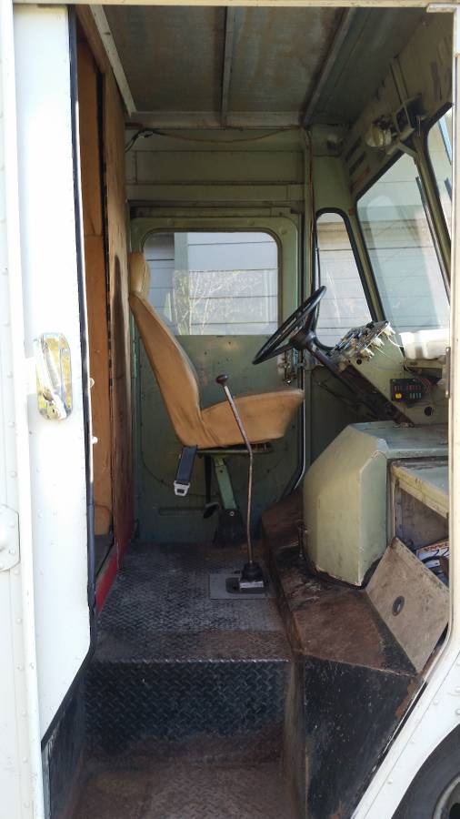 Ford-p400-1973-white