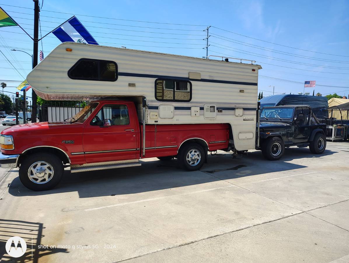 Ford-pick-up-f250-1995-red-3