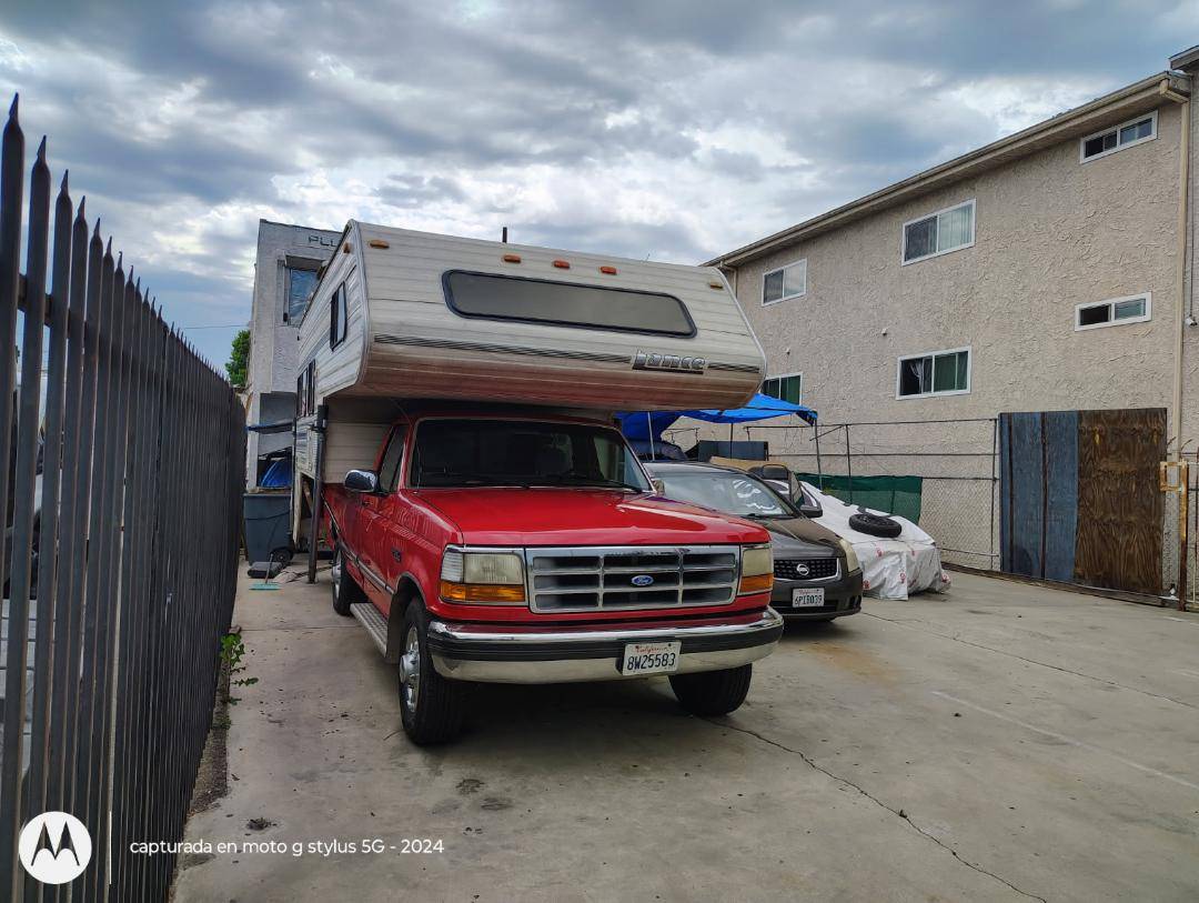 Ford-pick-up-f250-1995-red