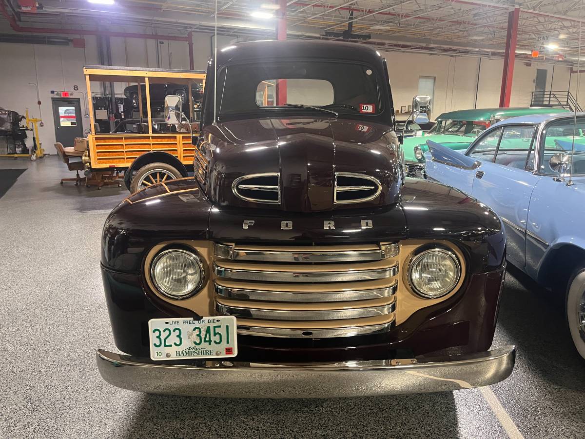 Ford-pickup-1950-red