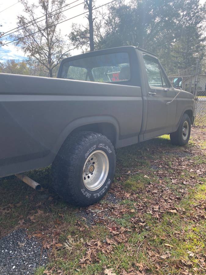 Ford-pu-1985-black-1