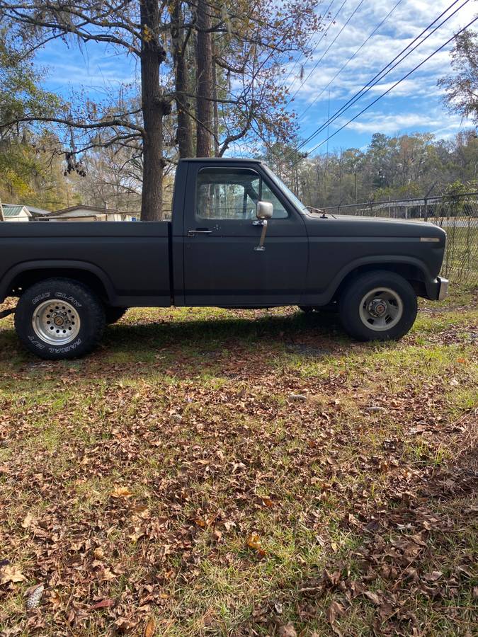 Ford-pu-1985-black