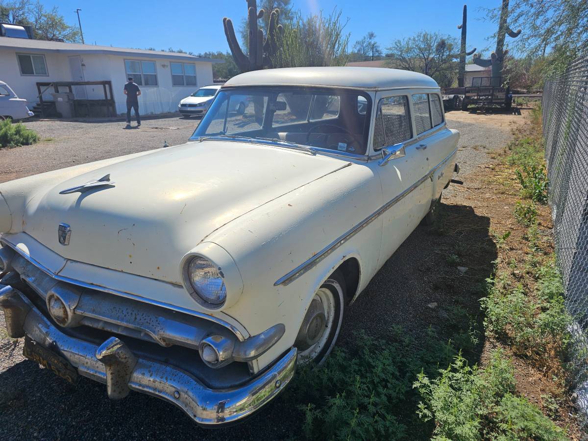 Ford-ranch-wagon-1953-6