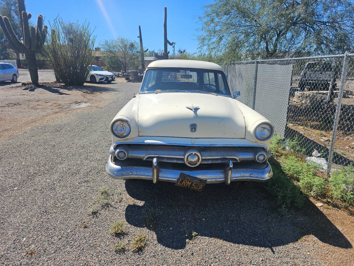 Ford-ranch-wagon-1953-8