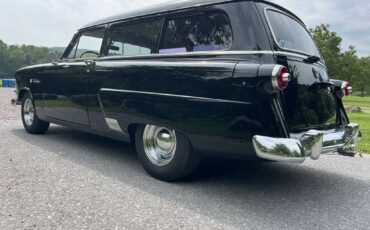 Ford-ranch-wagon-1953-black-12