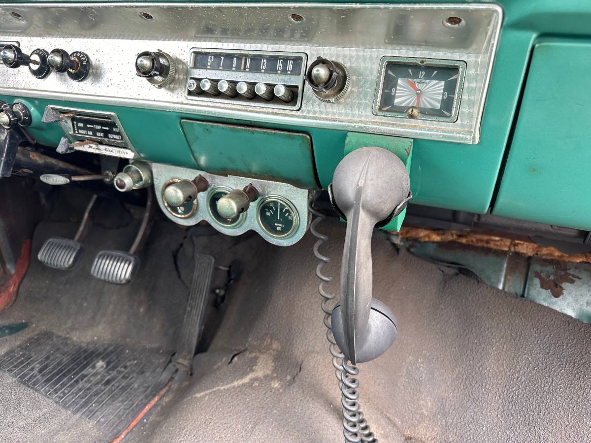 Ford-ranch-wagon-1954-green-7