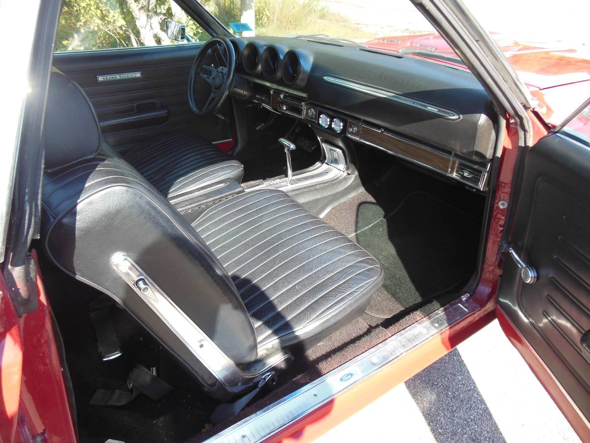 Ford-ranchero-1969-9