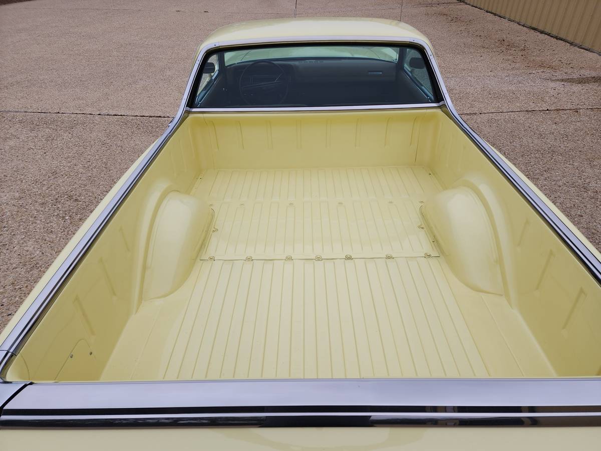Ford-ranchero-gt-1970-9