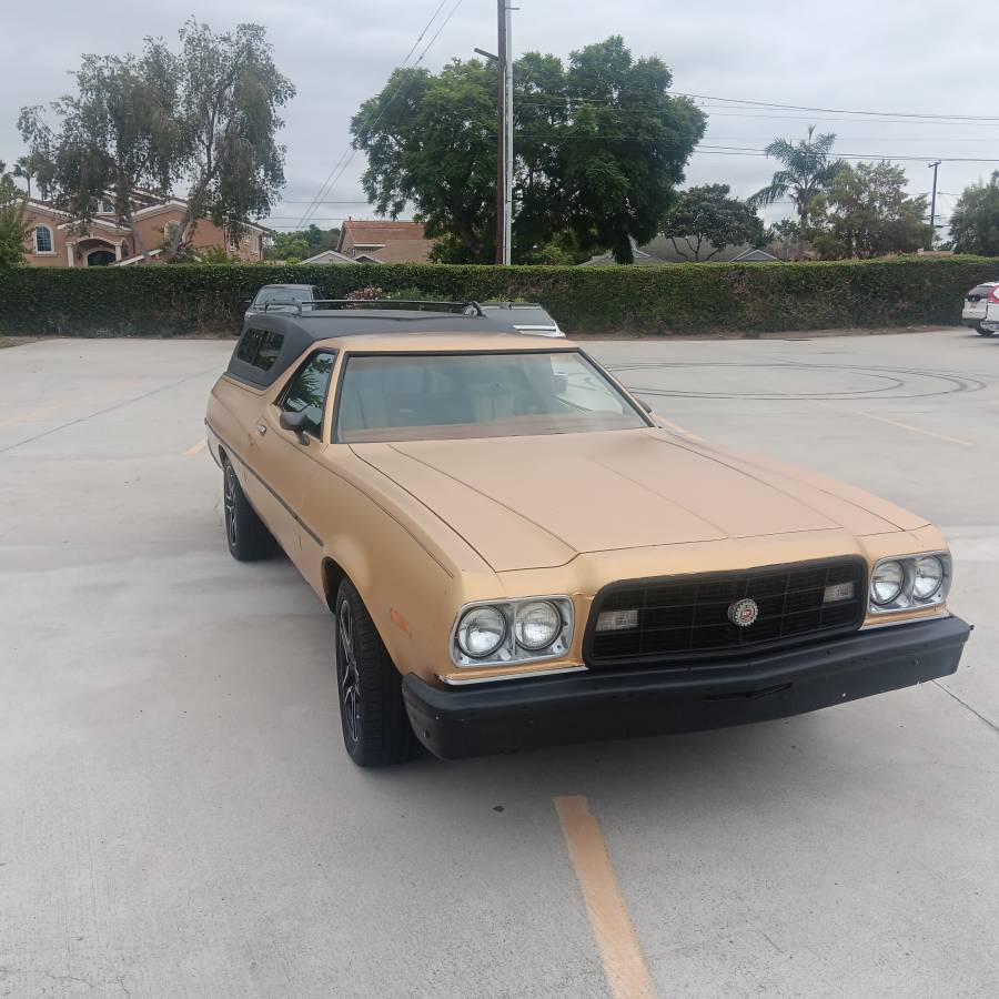 Ford-ranchero-gt-1973-custom-6
