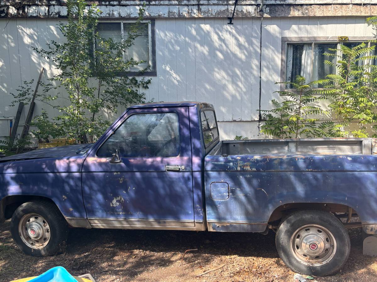 Ford-ranger-1985-4
