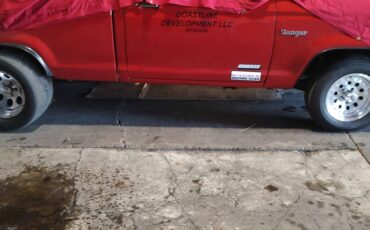 Ford-ranger-1987-red