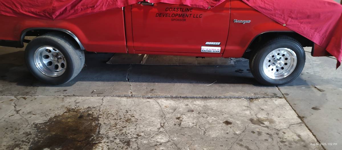 Ford-ranger-1987-red