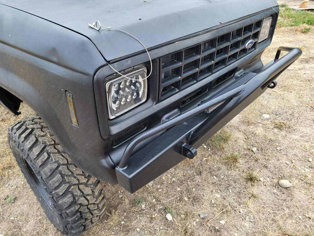 Ford-ranger-1988-black-3