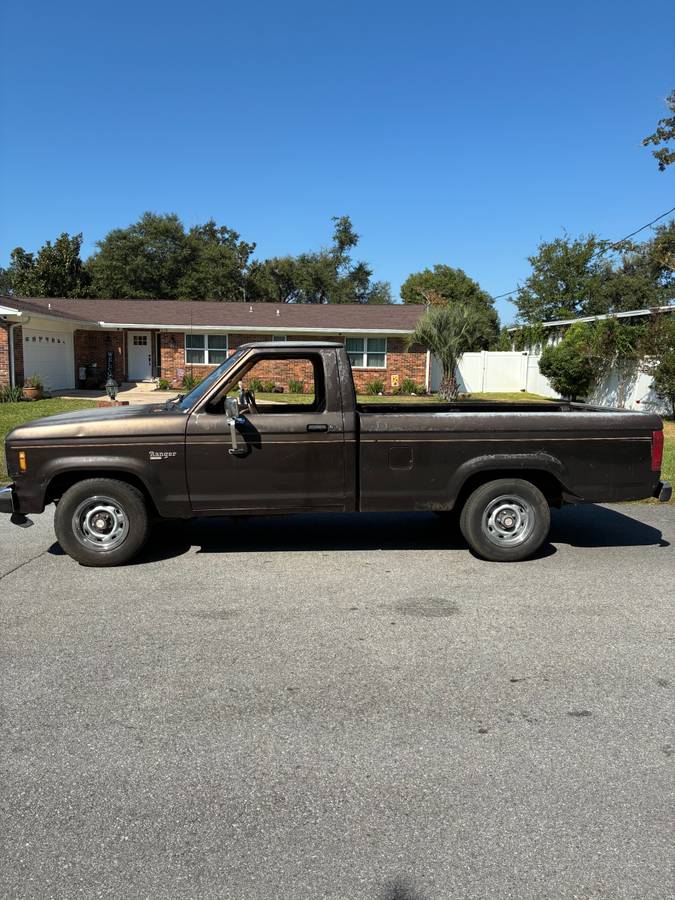 Ford-ranger-1988-brown-1