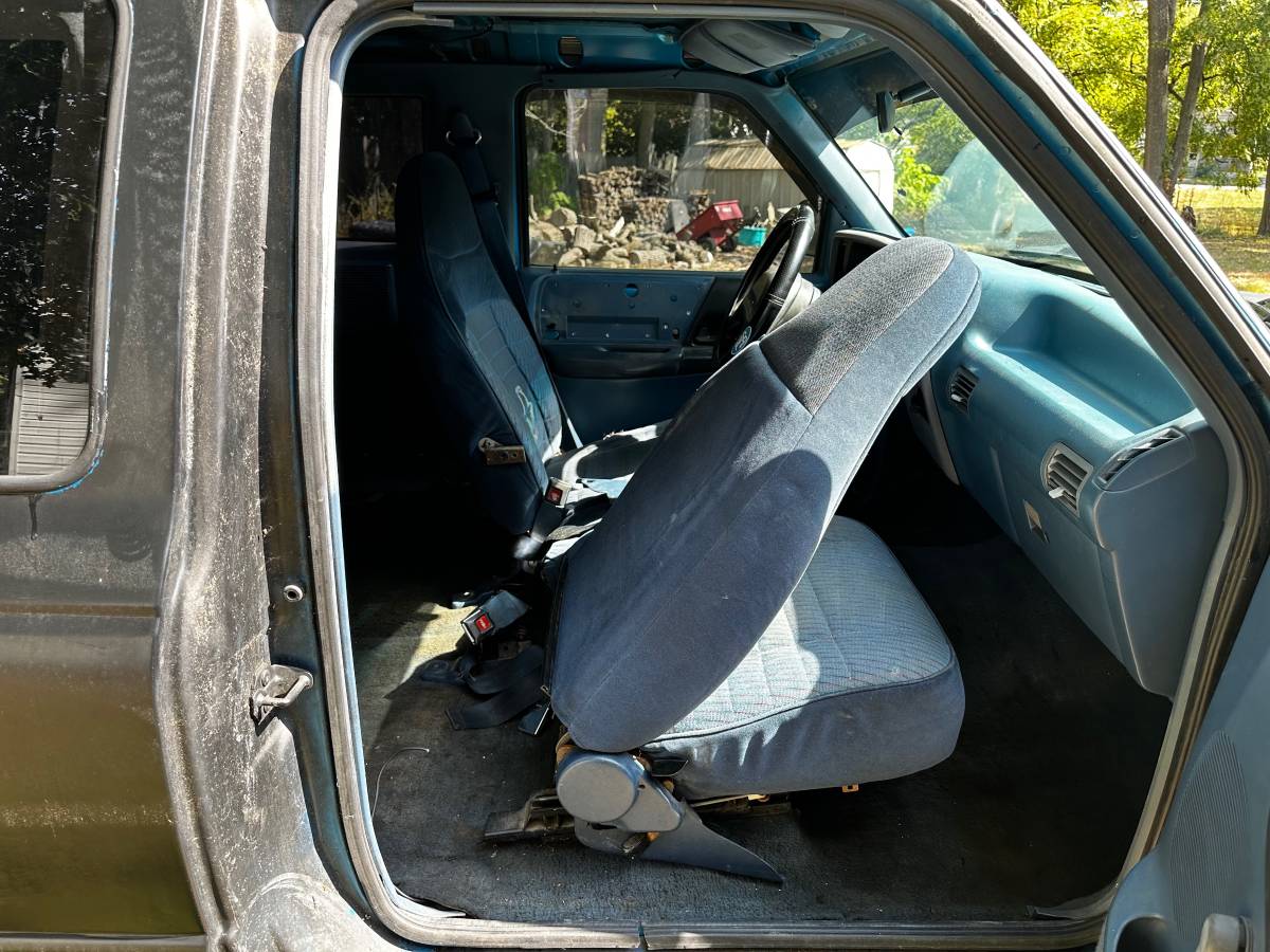 Ford-ranger-1993-black-8
