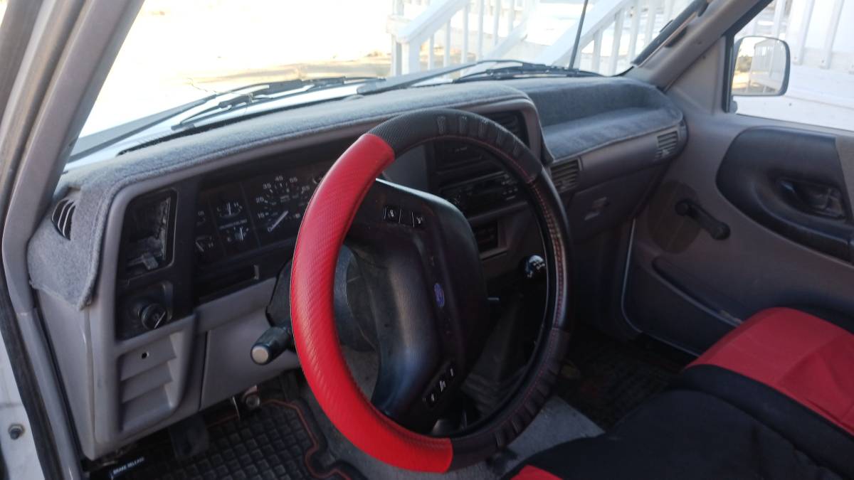 Ford-ranger-1994-white-5