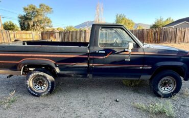 Ford-ranger-4x4-1986-black-1