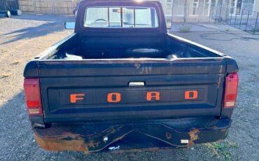 Ford-ranger-4x4-1986-black-3