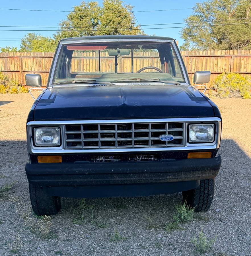 Ford-ranger-4x4-1986-black-5