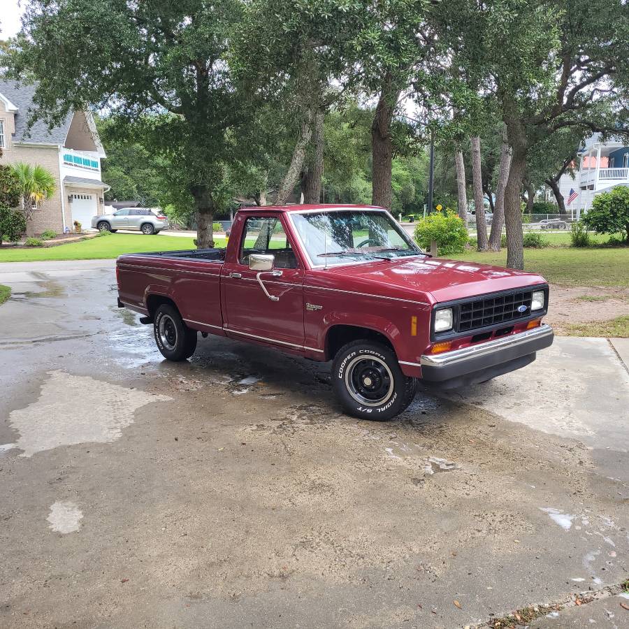 Ford-ranger-xl-1986-red-1