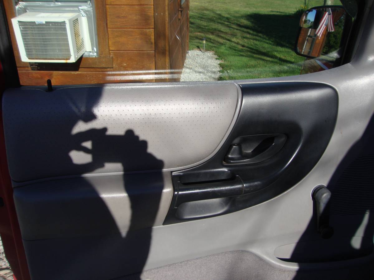 Ford-ranger-xl-1995-red-15