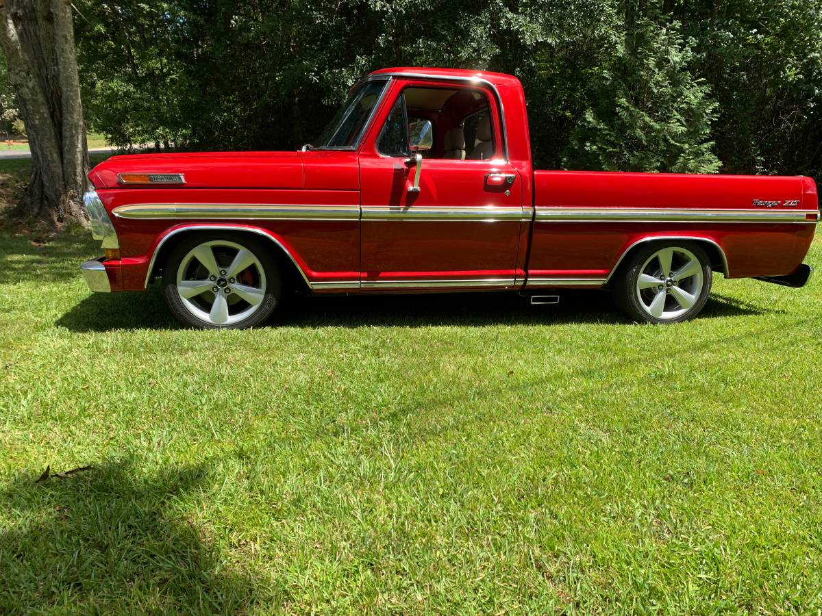 Ford-ranger-xlt-1972-red